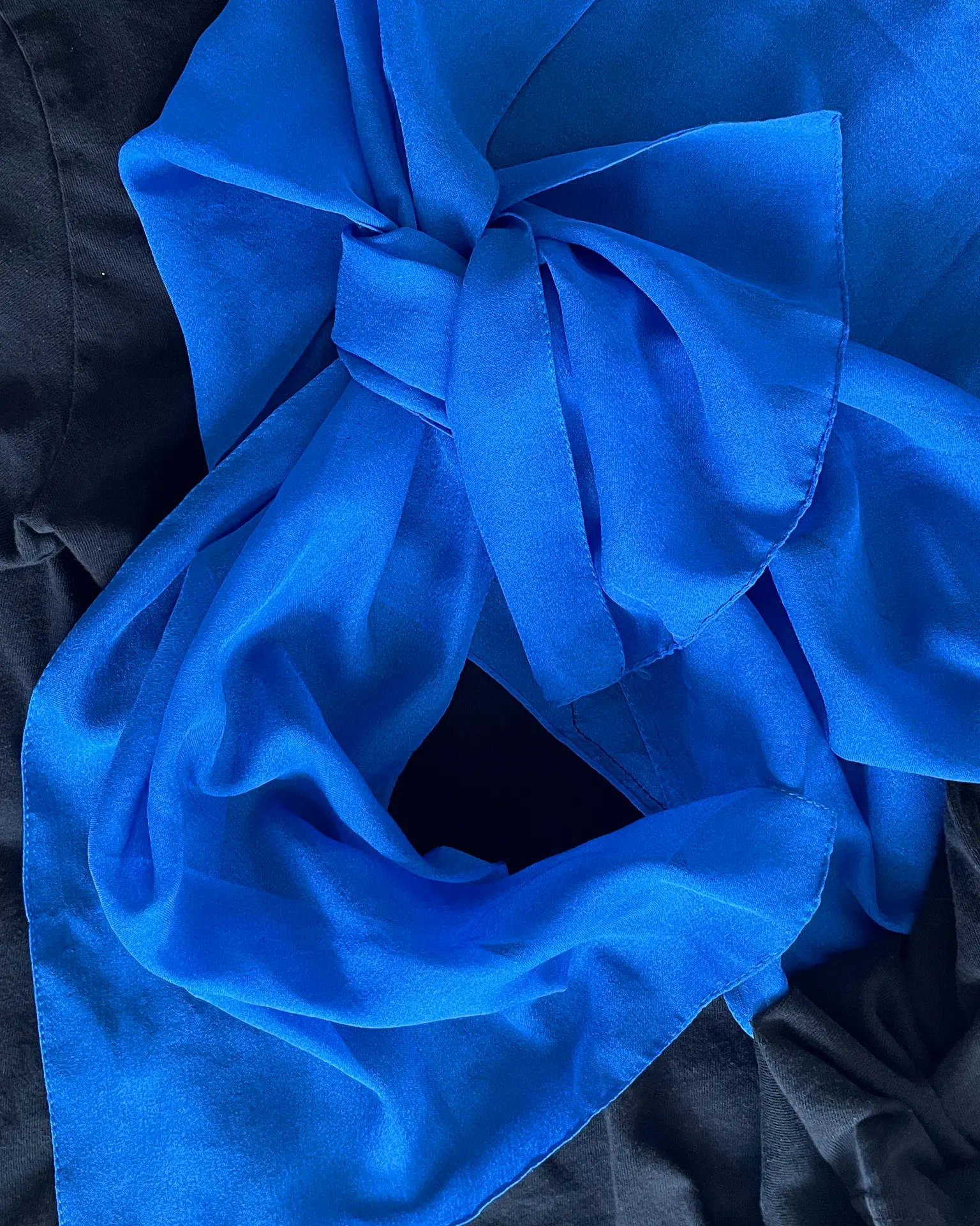 SCARF T-SHIRT — image 7